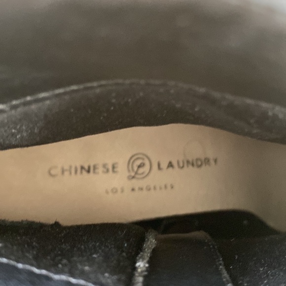 Chinese Laundry Suede healed bootie - Picture 7 of 7